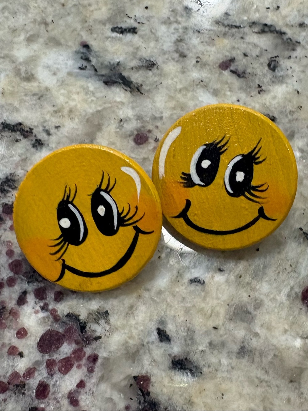 Wooden circle yellow smiley face stud earrings Unbranded GUC